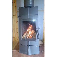 Invicta Chamane с дымоходом Schiedel Permeter 25 (200 мм) (видео)